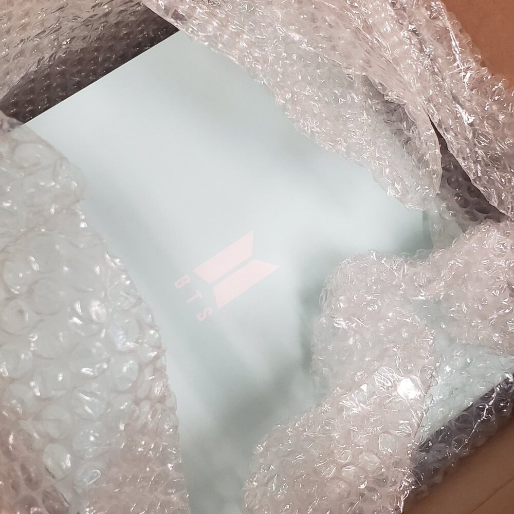BTS Membership Box 11 - Picture 12 of 12